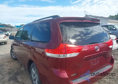 2012 Toyota Sienna Le V6 8 Passenger из США, поврежденный, VIN 5TDKK3DC7CS209567